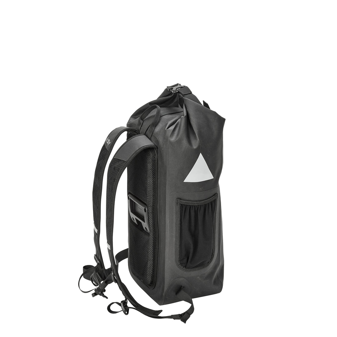 i:SY backpack with KLICKfix